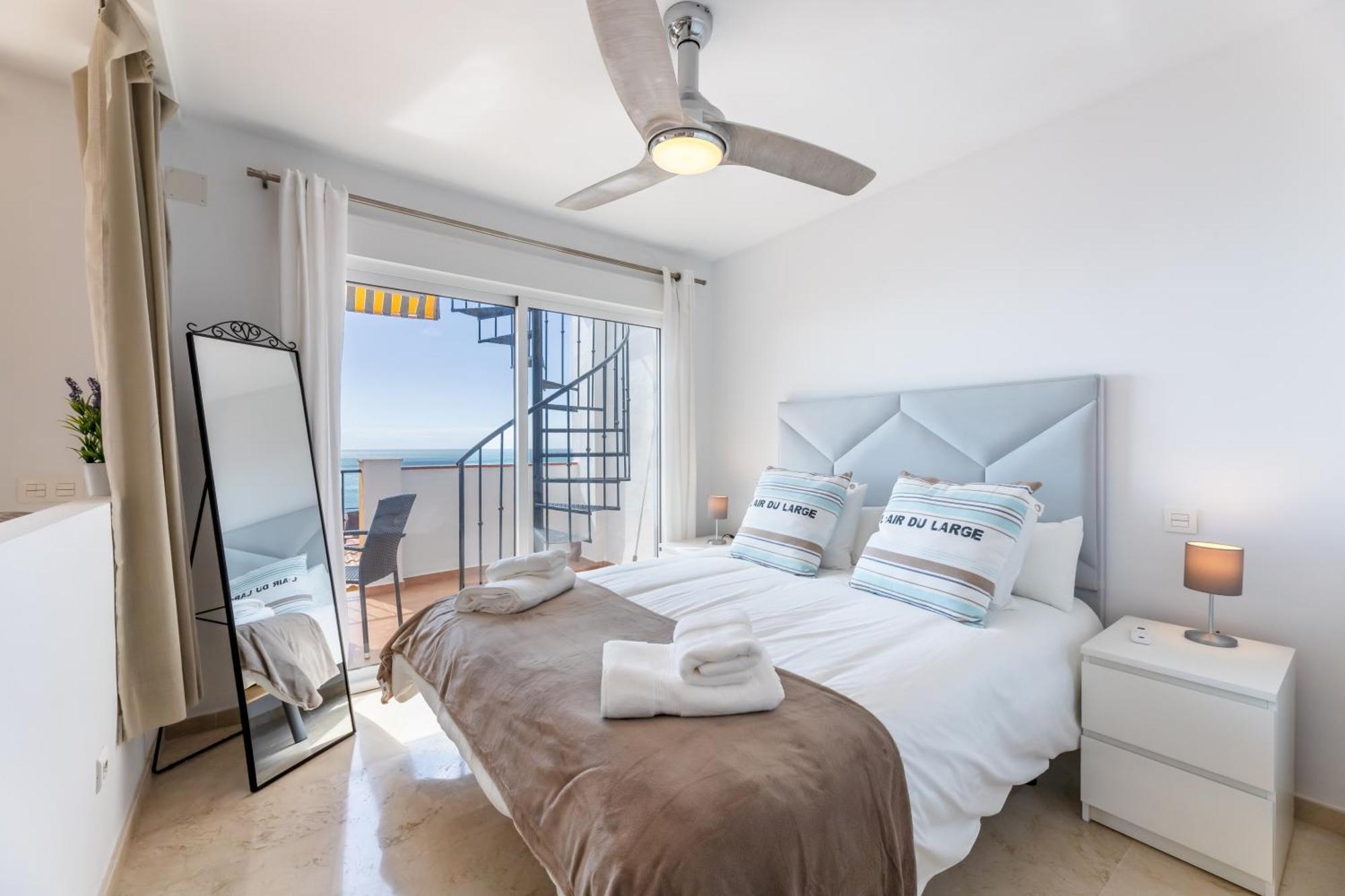 Apartment Vb Carvajal Sea Views 2br Penthouse